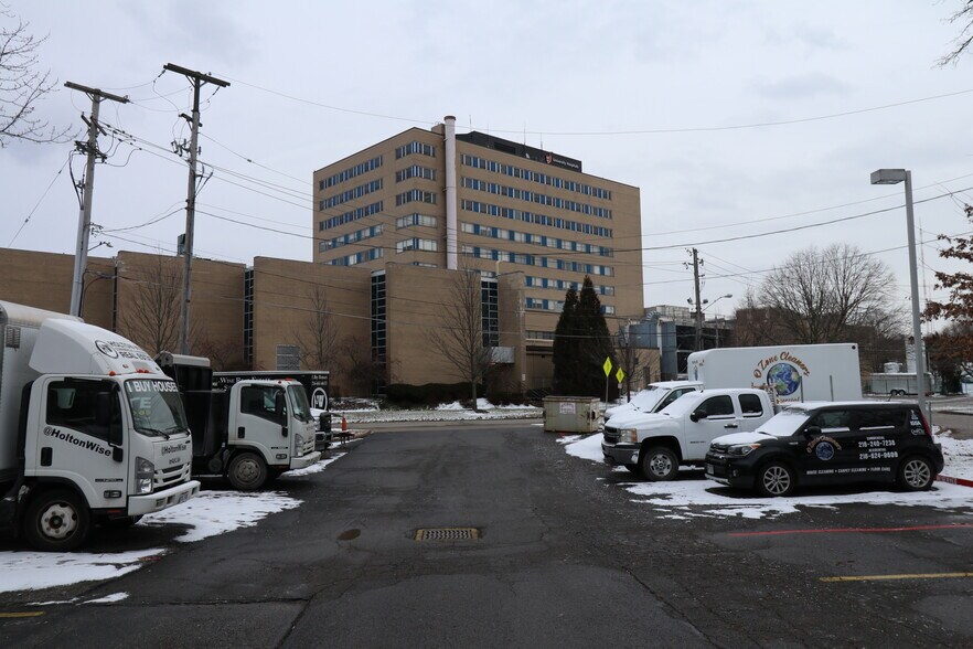 More Photos Of 6731 Ridge Rd, Parma Medical For Sale