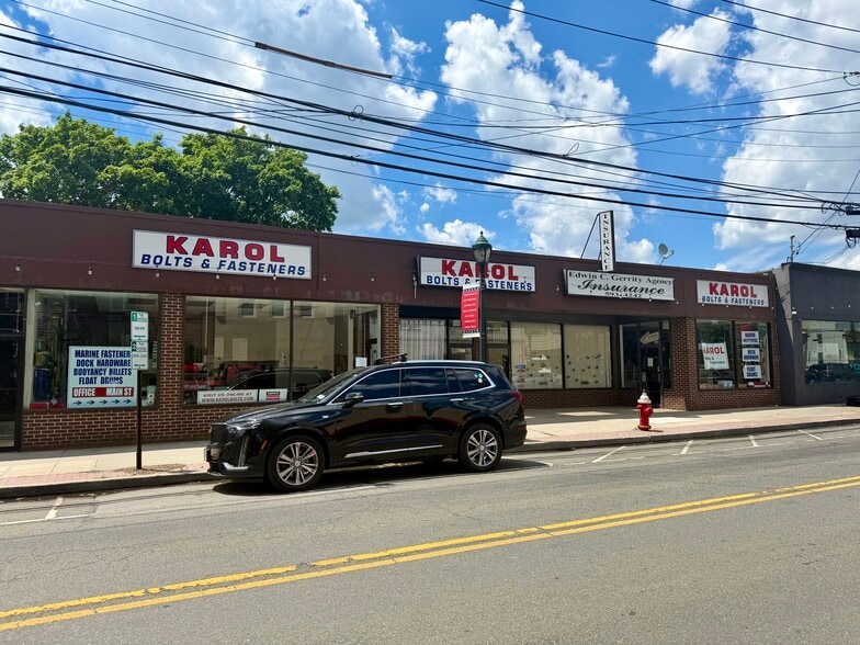 More Photos Of 25 Main St, East Rockaway Storefront For Sale
