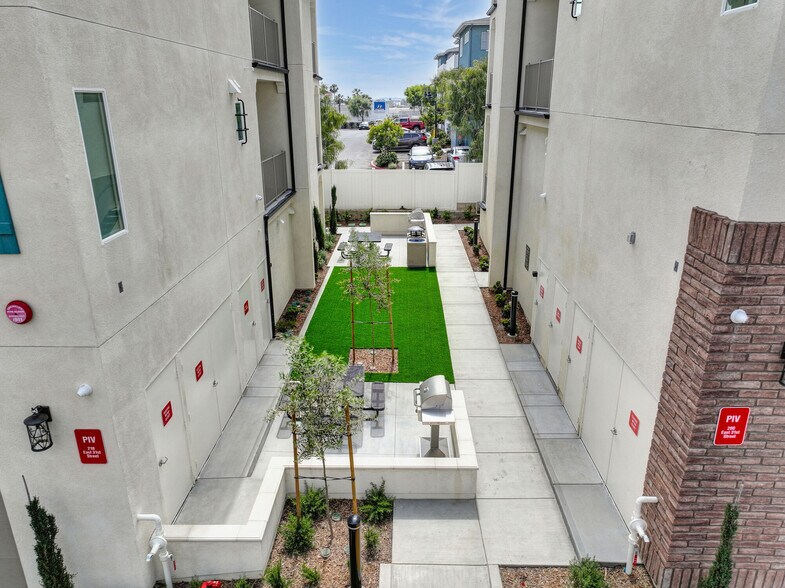 More Photos Of 200 E 31st St, National City Apartments For Sale