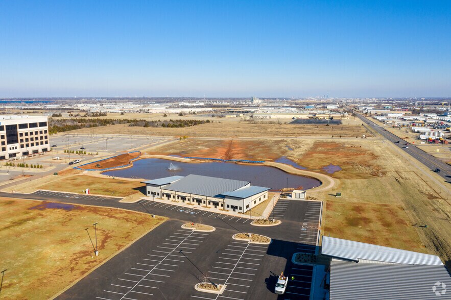 More Photos Of 10401 W Reno Ave, Oklahoma City Unknown For Lease