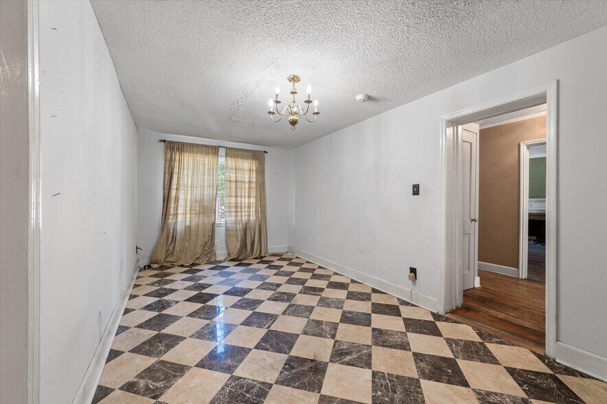 More Photos Of 565 Savannah Hwy, Charleston Office Residential For Sale