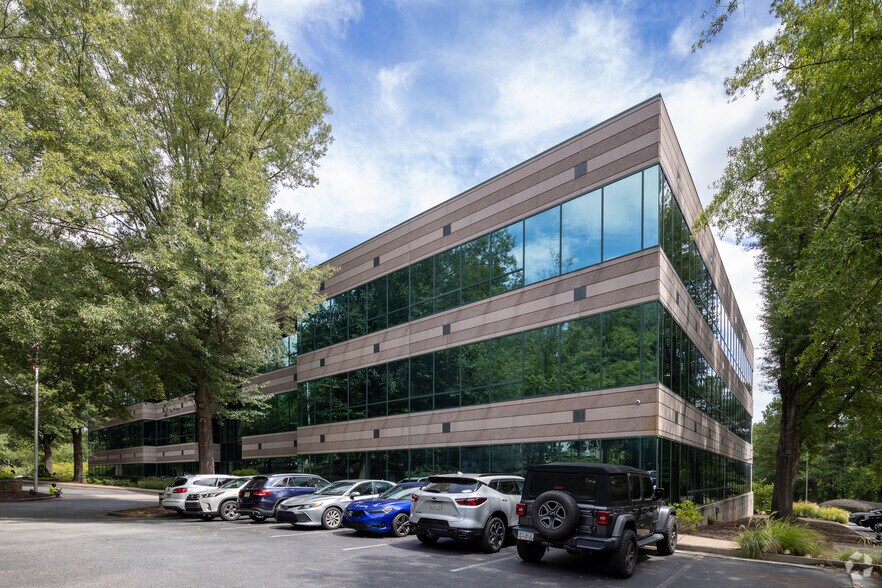 More Photos Of 655 Engineering Dr, Peachtree Corners Office For Lease