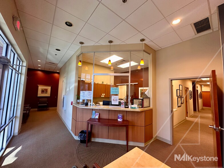 More Photos Of 2758 Century Blvd, Reading Office For Lease