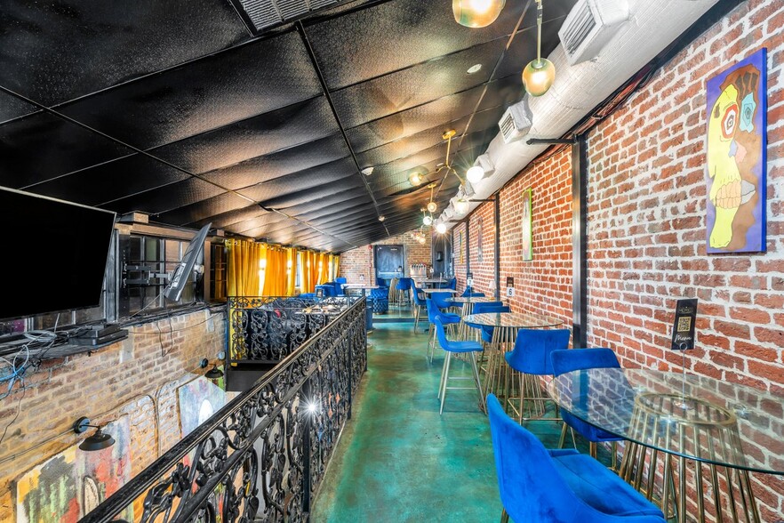 More Photos Of 1908 Magazine St, New Orleans Storefront Retail Residential For Sale