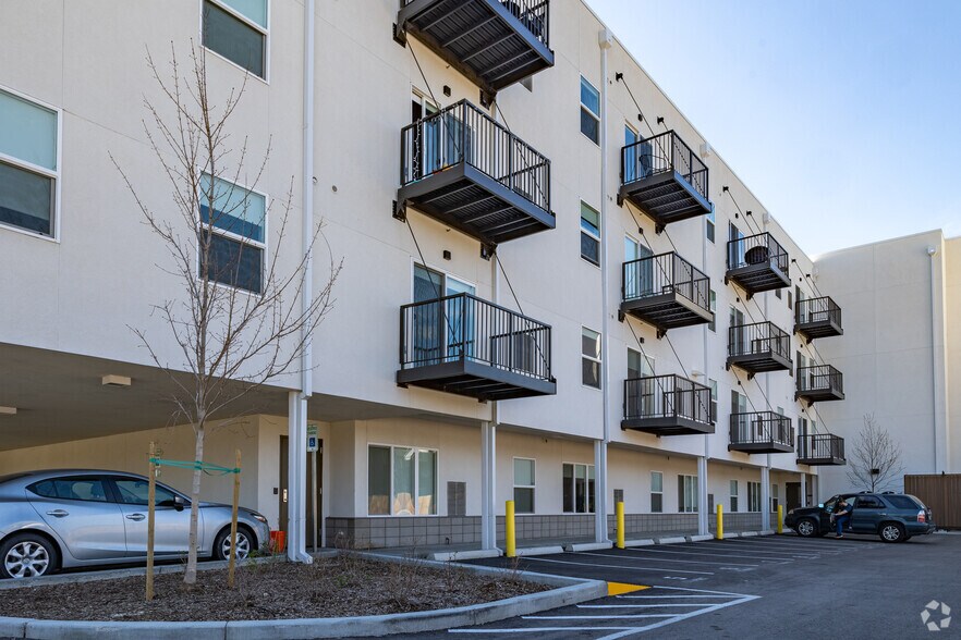 More Photos Of 2550 W Targee St, Boise Apartments For Sale