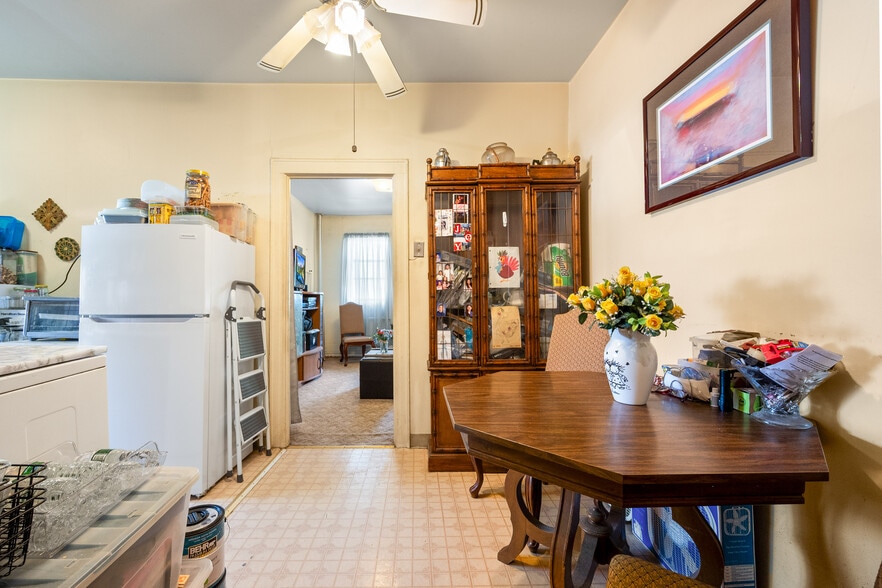 More Photos Of 2101 76th St, Brooklyn Flex For Sale