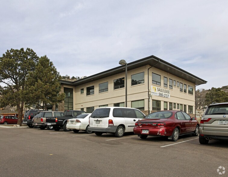 More Photos Of 910 Pinon Ranch Vw, Colorado Springs Office For Lease