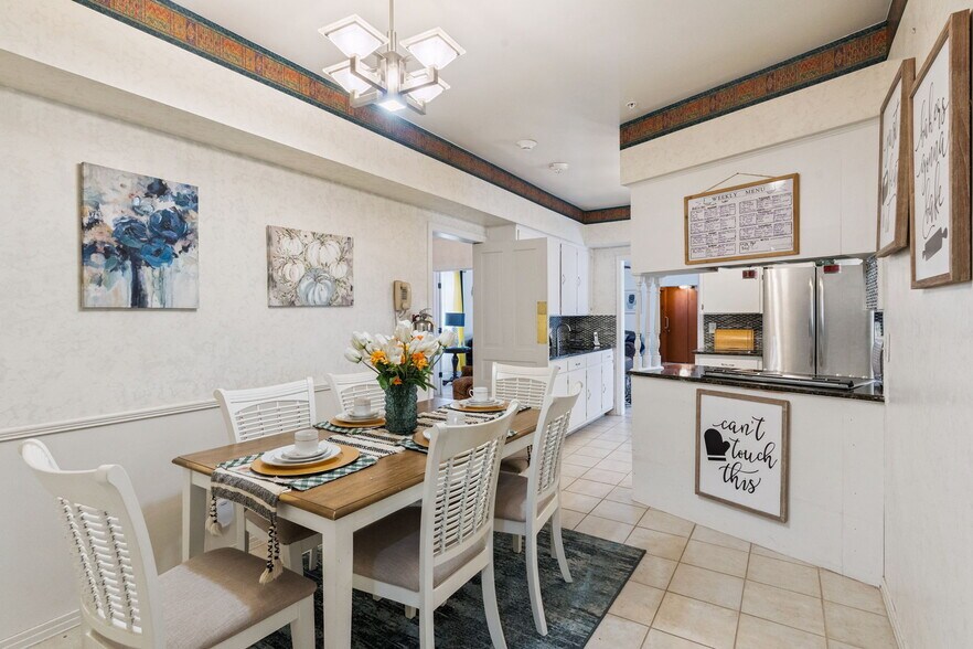 More Photos Of 27 S Center St, Eustis Assisted Living For Sale