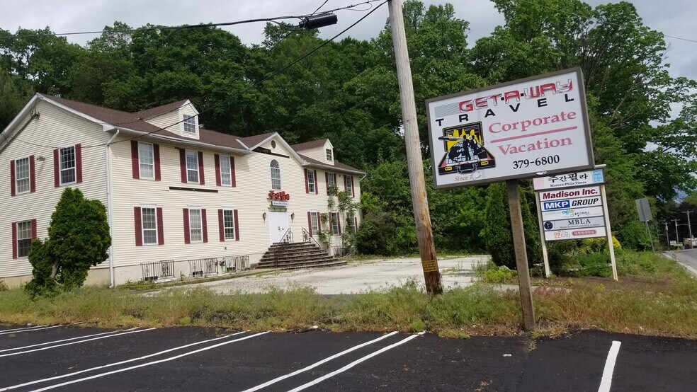 Primary Photo Of 601 West Ave, Jenkintown Post Office For Sale