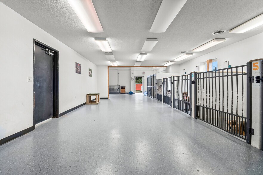 More Photos Of 136 Concord Rd, Jonesville Office For Sale