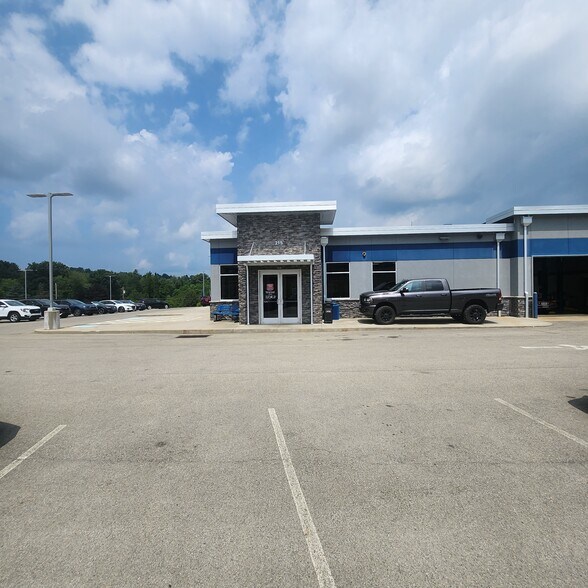 More Photos Of 215 Scharberry Ln, Mars Auto Dealership For Sale