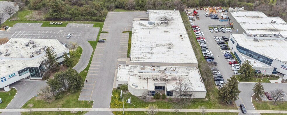 More Photos Of 2640 Argentia Rd, Mississauga Warehouse For Sale