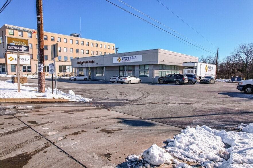 More Photos Of 7503 Annapolis Rd, Hyattsville Storefront Retail Office For Sale