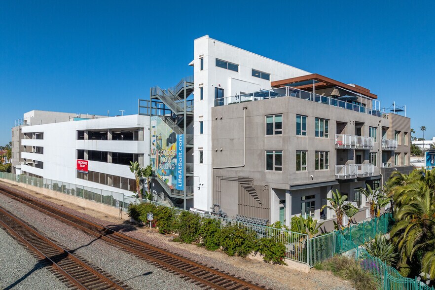 More Photos Of 371 N Cleveland St, Oceanside Apartments For Lease