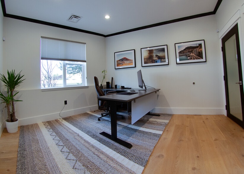 More Photos Of 68 Inverness Ln E, Englewood Loft Creative Space For Lease