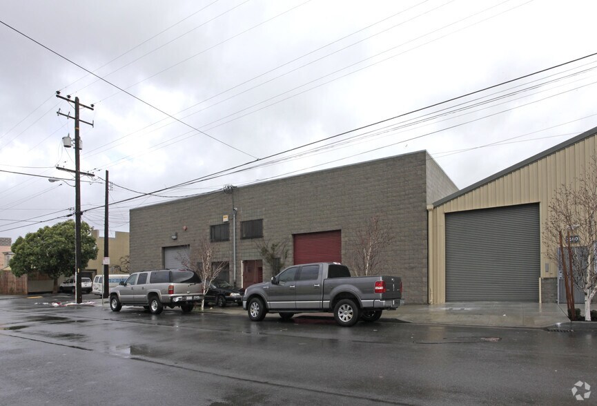 More Photos Of 1190A Shafter Ave, San Francisco Warehouse For Sale