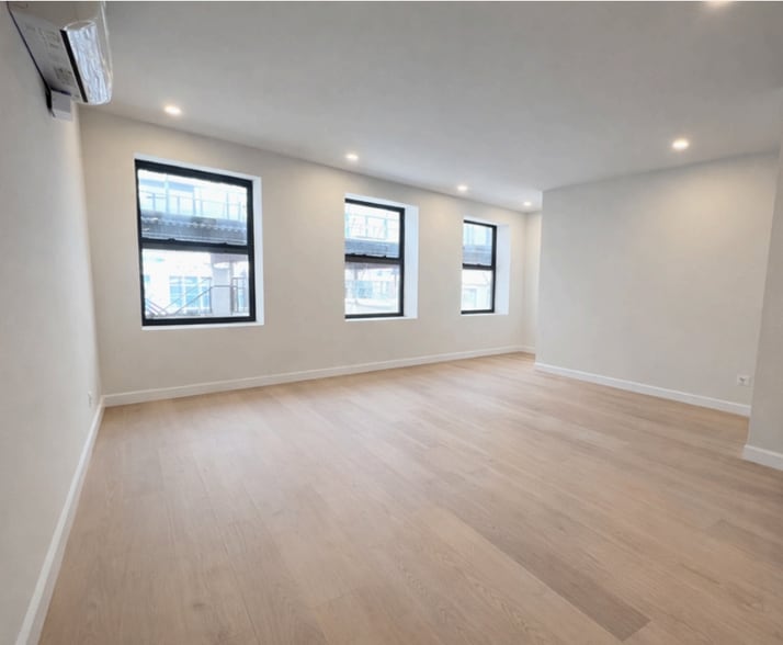 Primary Photo Of 294 Atlantic Ave, Brooklyn Storefront Retail Residential For Lease