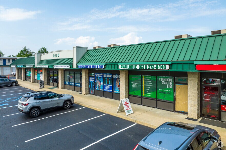 More Photos Of 1656 Fifth Ave, Bay Shore Unknown For Lease