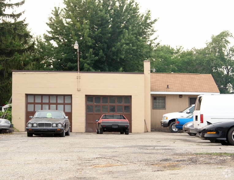 More Photos Of 4111-4125 Division Ave S, Grand Rapids Auto Repair For Sale