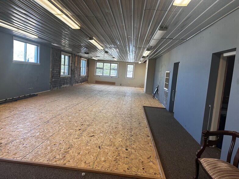 More Photos Of 400 E Saint Germain St, Saint Cloud Office For Lease