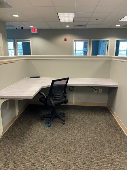 More Photos Of 13310 S Ridge Dr, Charlotte Medical For Lease