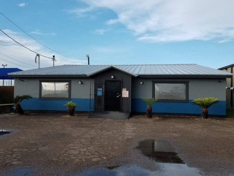 Primary Photo Of 2627 HWY 361, Ingleside Restaurant For Sale