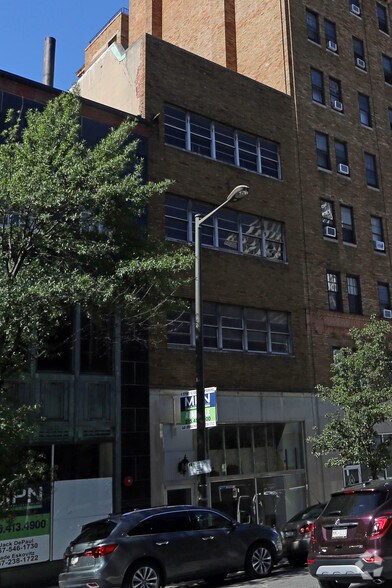 More Photos Of 2216 Walnut St, Philadelphia Apartments For Lease