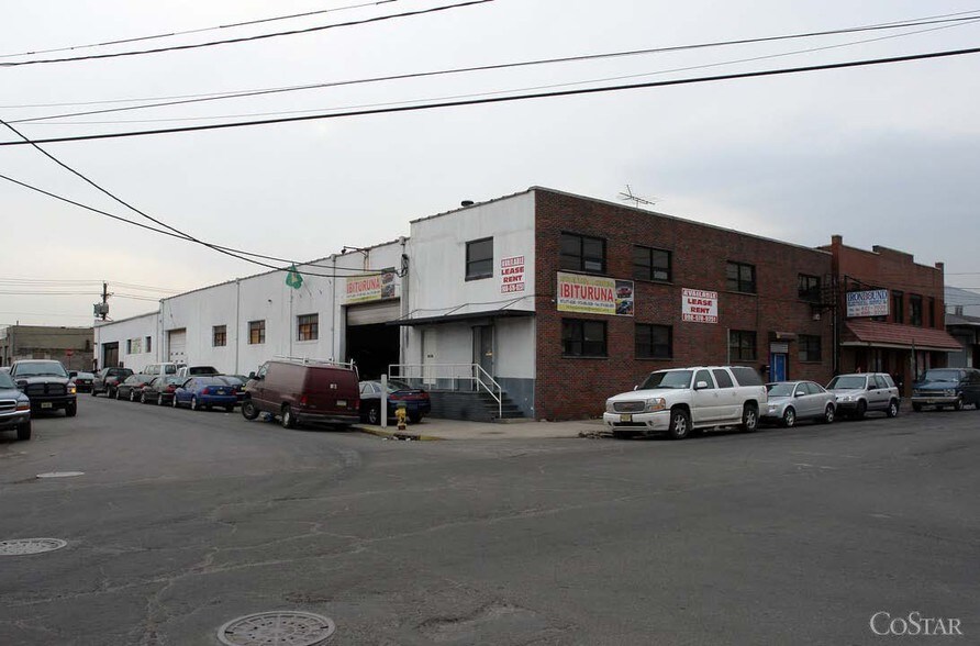 More Photos Of , Newark Unknown For Sale