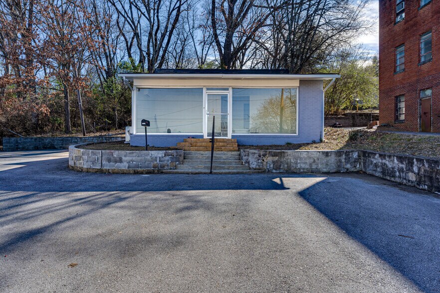 More Photos Of , Chattanooga Unknown For Sale