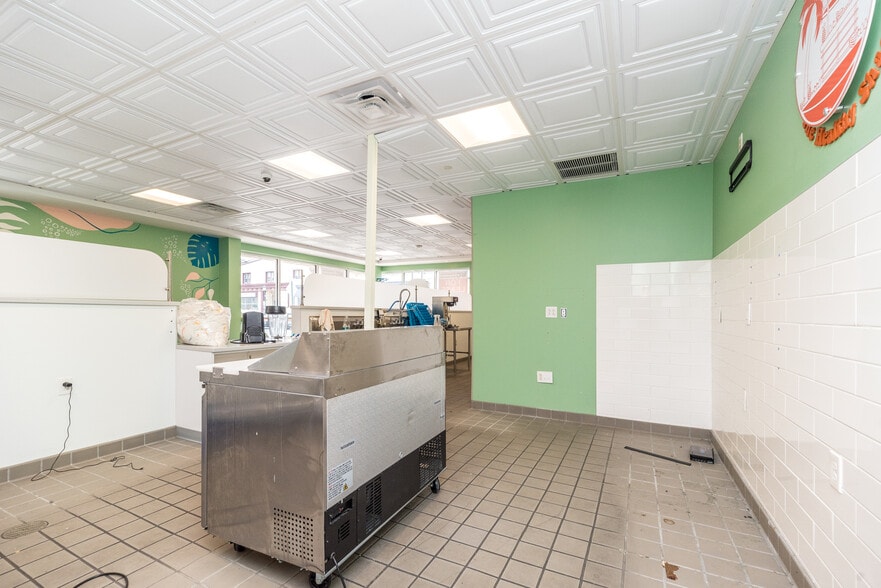 More Photos Of 325 Madison St, Lansdale Apartments For Lease