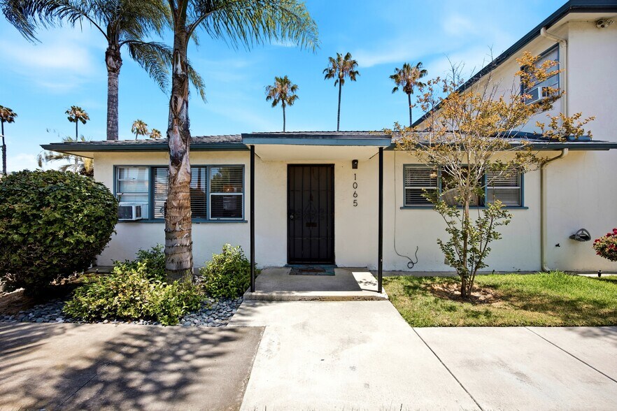 More Photos Of 1057 Grand Ave, San Diego Apartments For Sale