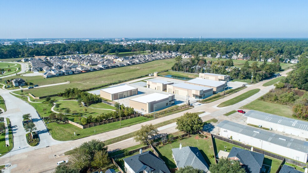 More Photos Of 11811 Champion Forest Dr, Houston Unknown For Lease