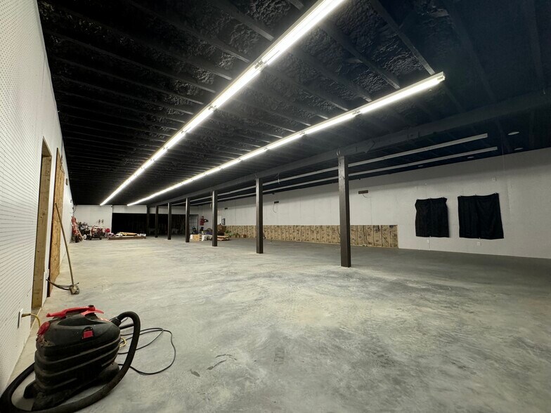 More Photos Of 613 N Main St, Piedmont Restaurant For Sale