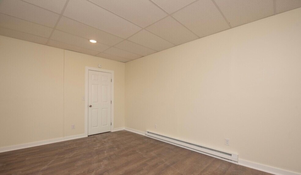 More Photos Of 16-20 E Main St, Plymouth Storefront Retail Residential For Sale