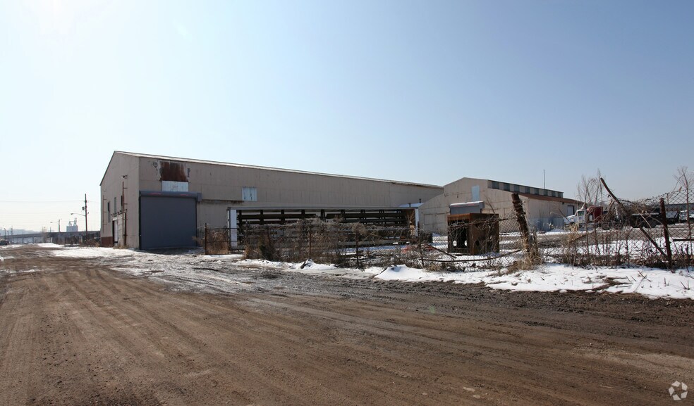 More Photos Of 201 N 1st St, Kansas City Warehouse For Sale