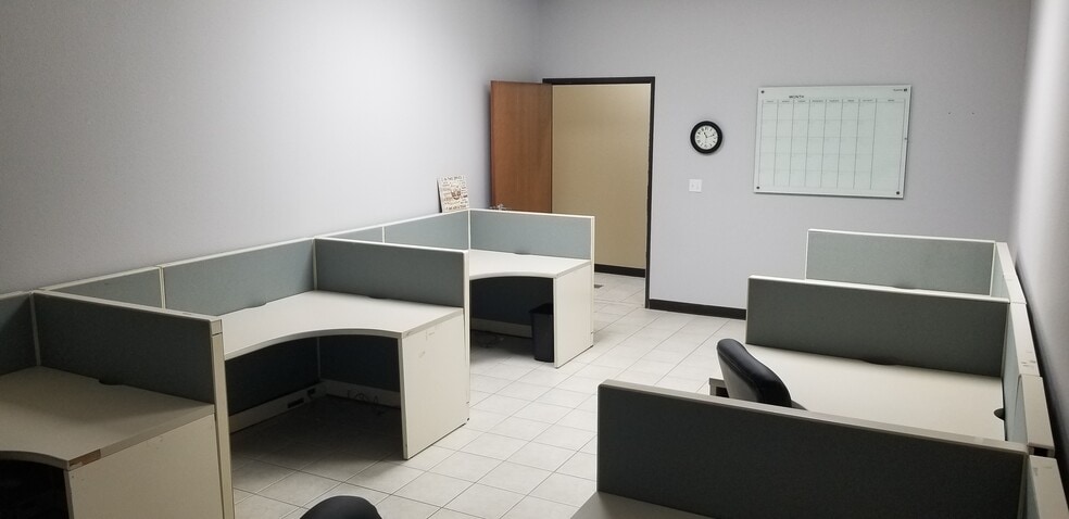 More Photos Of 3402 Enterprise Dr, Rowlett Office For Lease