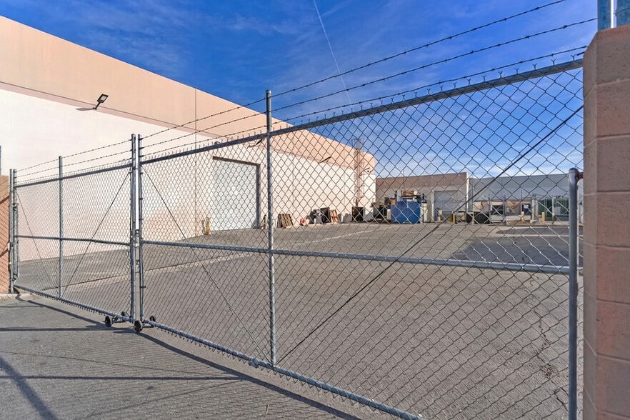 More Photos Of 3655 E Post Rd, Las Vegas Warehouse For Sale