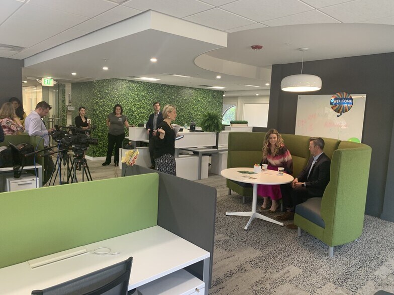 More Photos Of 900 Linton Blvd, Delray Beach Coworking Space