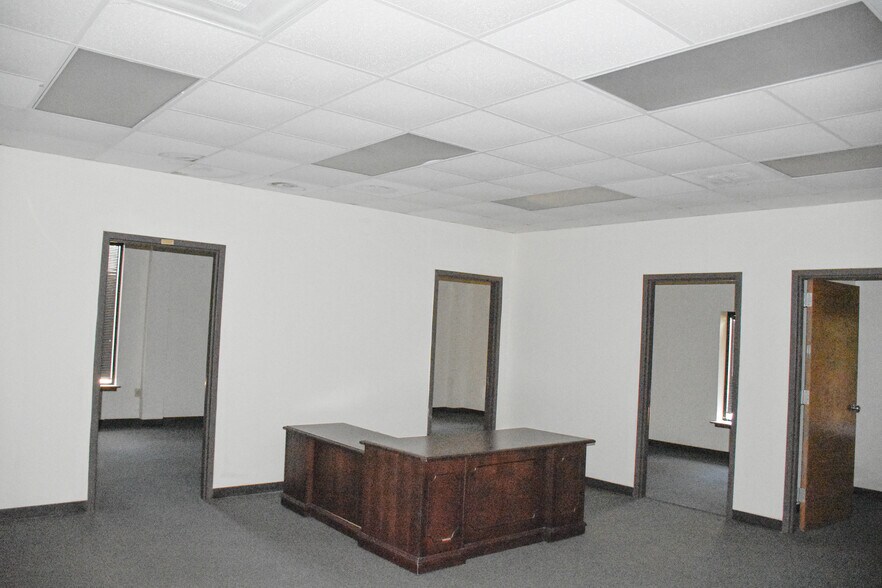 More Photos Of 31 Quail Run, Edgefield Office For Sale