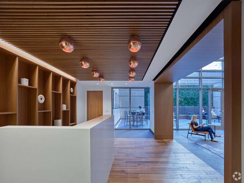 More Photos Of 1401 H St NW, Washington Office For Sale