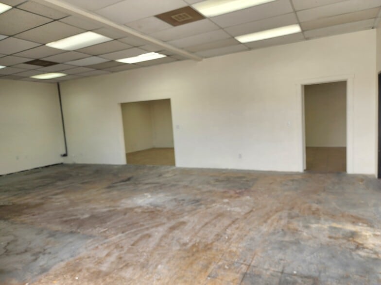 More Photos Of 8955-8963 Garvey Ave, Rosemead Storefront For Lease