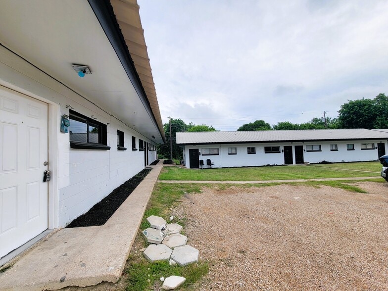 More Photos Of 311 E Bryce Dr, Killeen Apartments For Sale