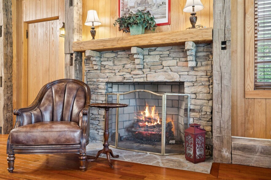 More Photos Of 1374 Peter Pond Rd, Ashland City Lodge Meeting Hall For Sale