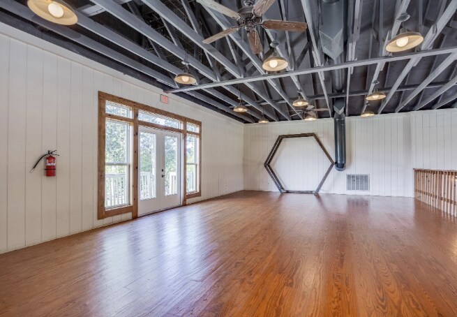 More Photos Of 112 Hunting Creek Rd, Hopkins Specialty For Sale