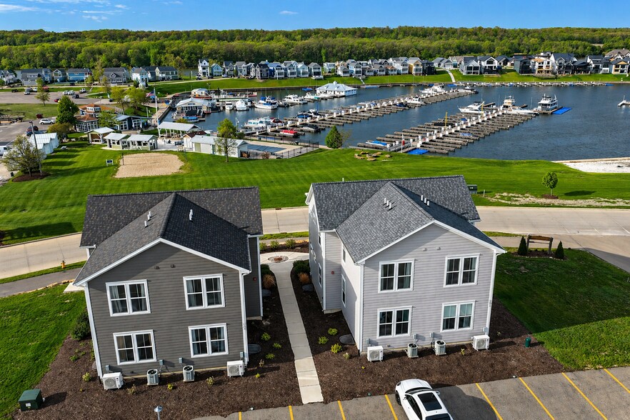 More Photos Of , Ottawa Multifamily For Sale