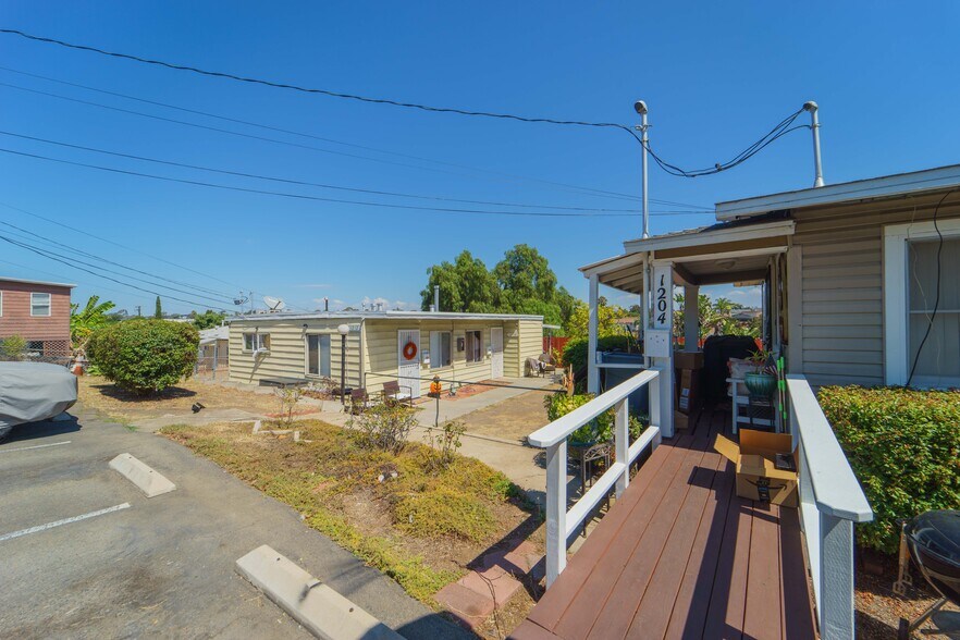 More Photos Of 1202-1216 E 7th St, National City Apartments For Sale