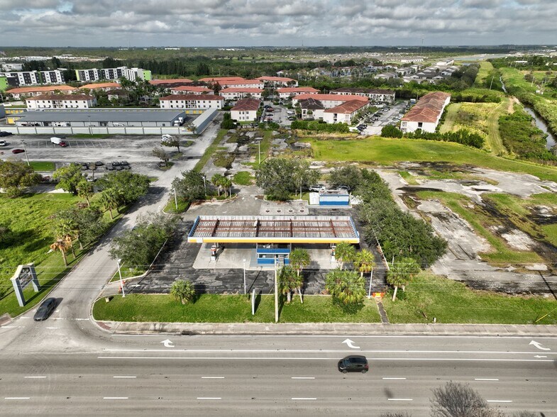 More Photos Of 4696 Okeechobee Rd, Fort Pierce Service Station For Sale