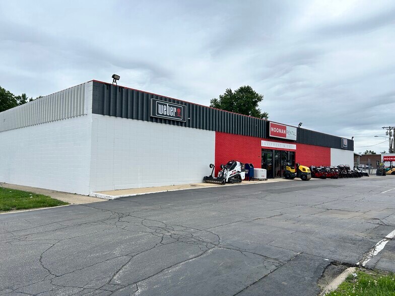 Primary Photo Of 1200 8th st, Springfield Light Distribution For Lease