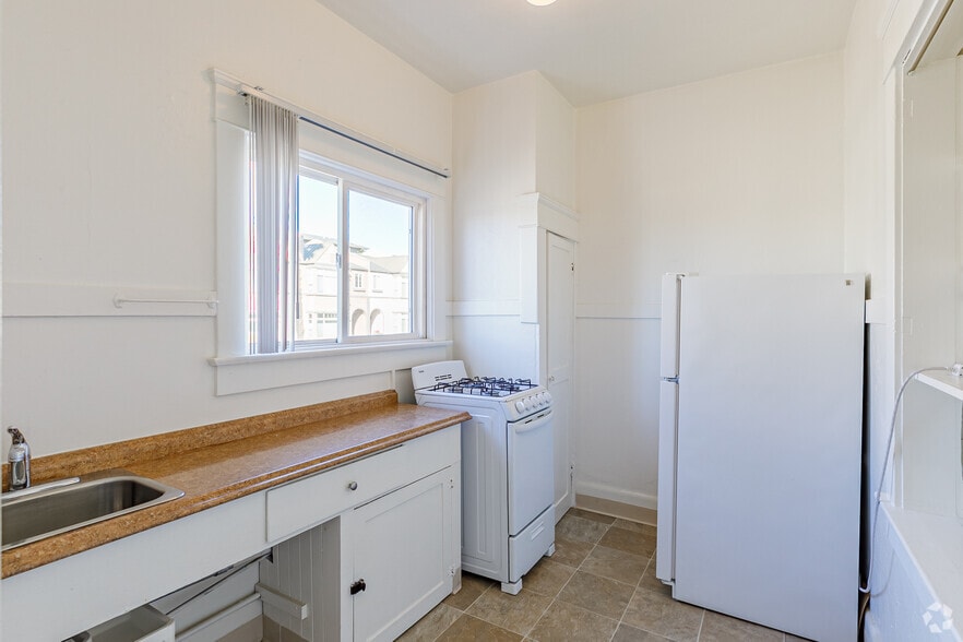 More Photos Of 630 W Washington St, San Diego Apartments For Sale