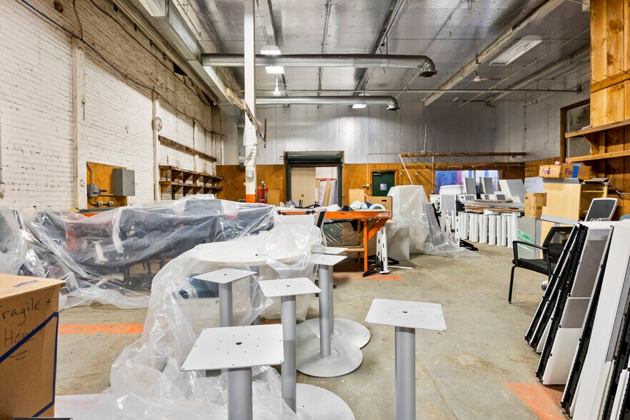 More Photos Of 403-409 N Pearl St, Albany Warehouse For Sale